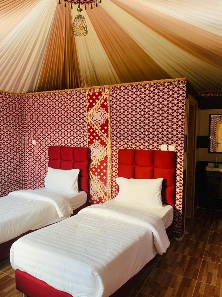 Maraheb Luxury Camp Ξενοδοχείο Ουάντι Ραμ Εξωτερικό φωτογραφία